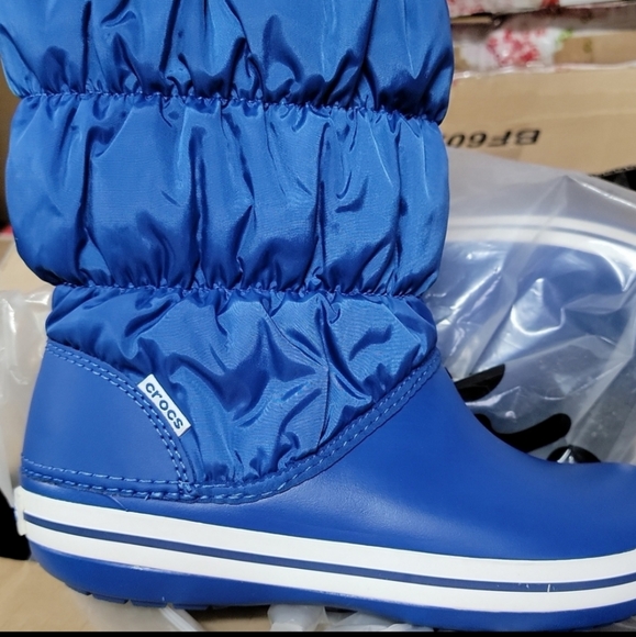 CROCS Women Puff Winter Boots - Picture 4 of 4